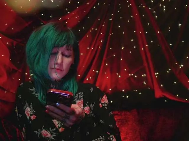 Offline LittleSpaceMouse- on BongaCams