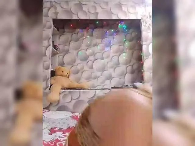 Offline LizSage on BongaCams