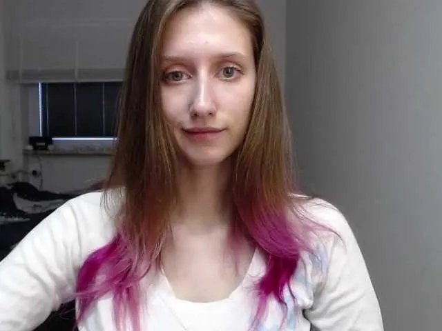 Offline LUNAdream on BongaCams