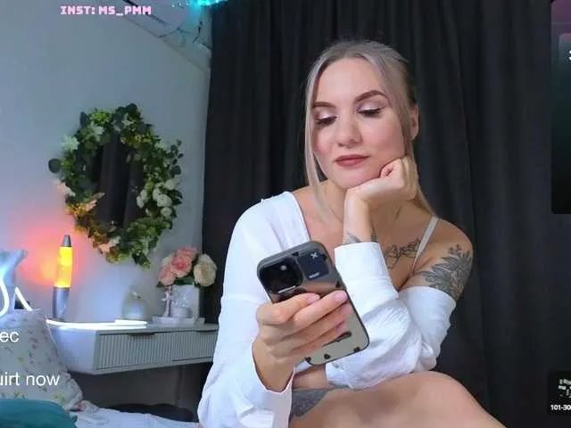 Offline Maria-li on BongaCams