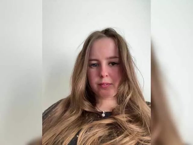 Offline MariaBowman on BongaCams