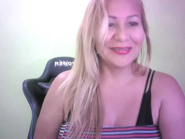 Offline Mariana0x on BongaCams