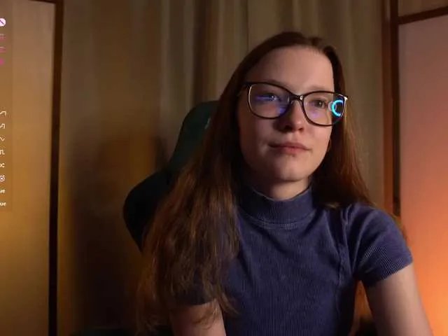 Offline mariaro on BongaCams