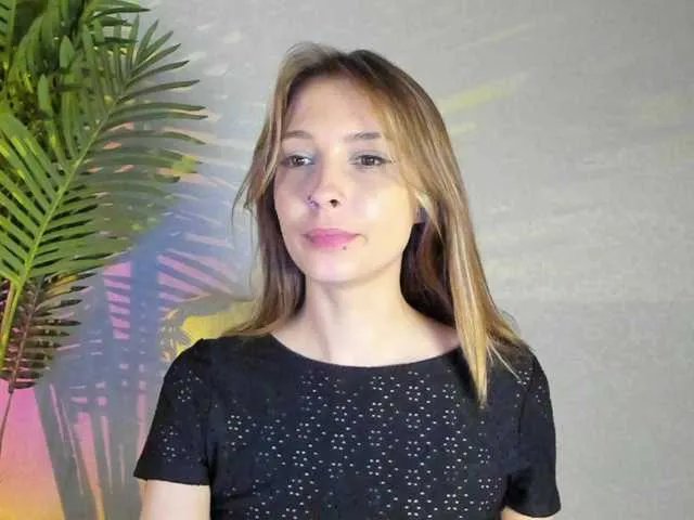 Offline Maribett on BongaCams