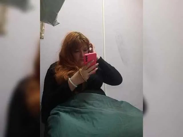 Offline MiaLovely on BongaCams