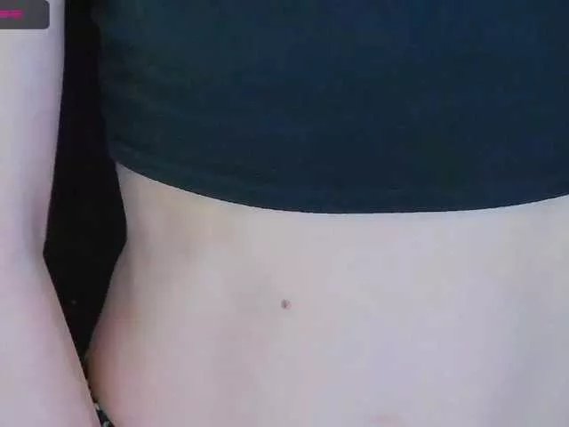 Offline MirandaHobbs on BongaCams
