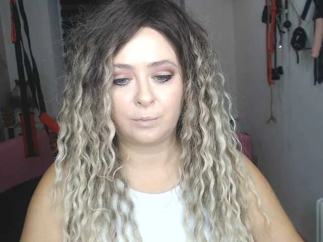 missGODDESS on BongaCams 