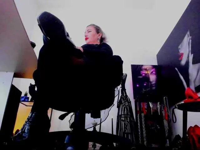 Freechat Mistress-Marilyn on BongaCams