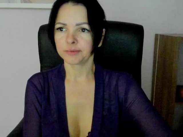 Freechat Mollybrunett on BongaCams