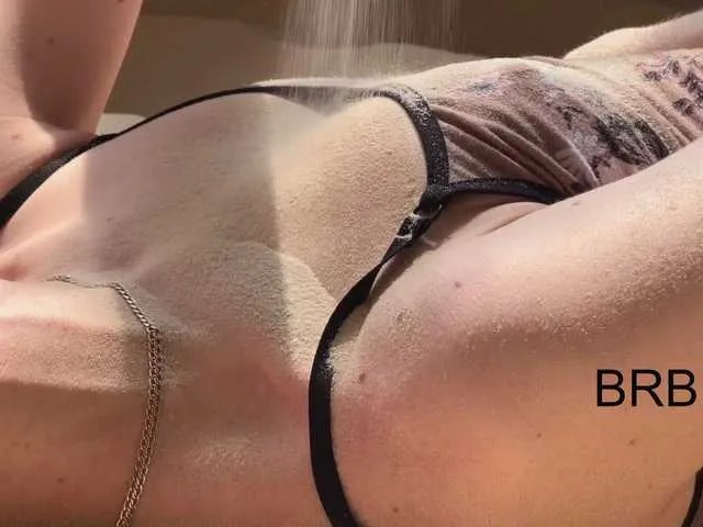 Offline Na-izi on BongaCams