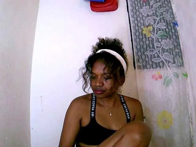 Freechat NadiaLoverwy on BongaCams
