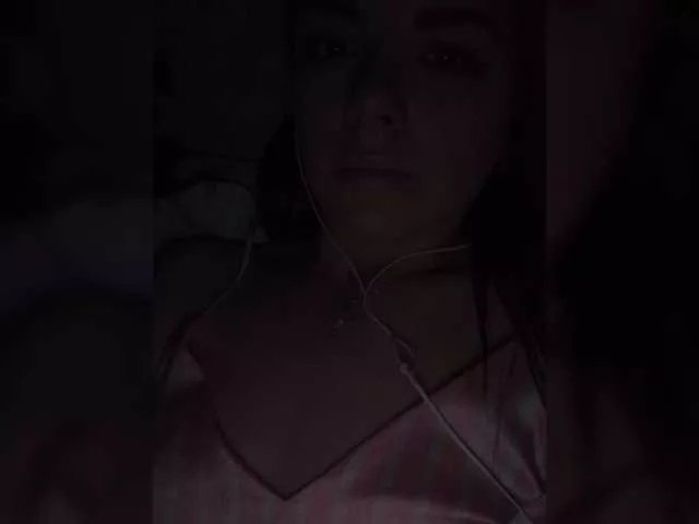 Offline Nata17-1 on BongaCams