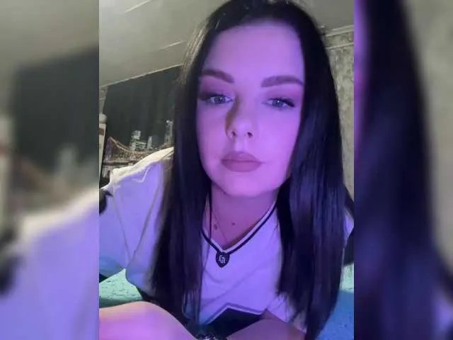 Offline Nata17-1 on BongaCams