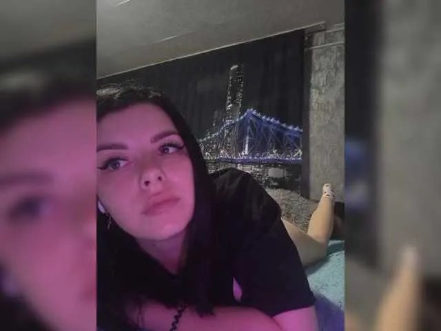 Offline Nata17-1 on BongaCams