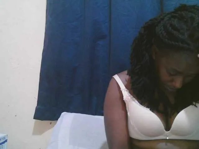 Freechat naughty-slender on BongaCams