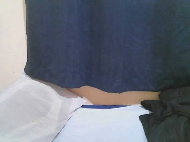 Freechat naughty-slender on BongaCams