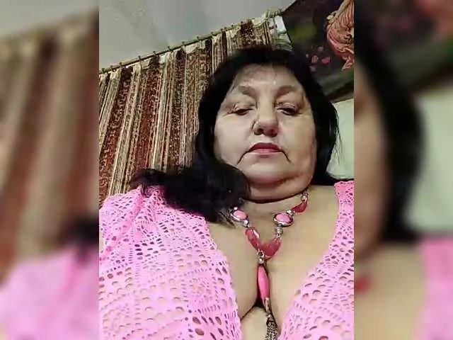 Offline Nezsbudka on BongaCams