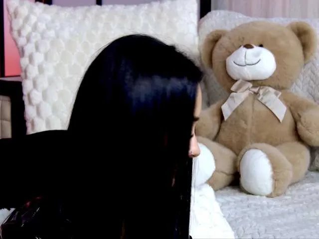 Offline OnlyXandra7 on BongaCams