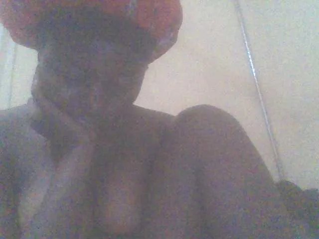 Offline PrettyG on BongaCams