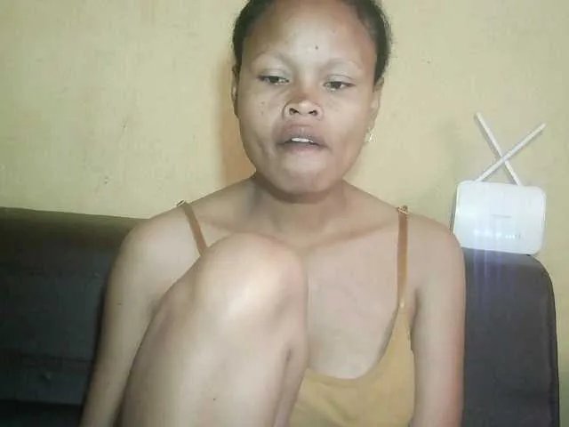 Offline Pussy01lips on BongaCams