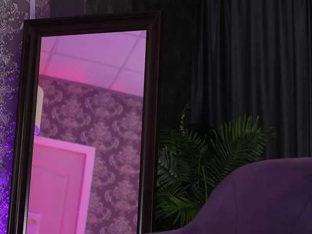 Freechat RavenBelrose on BongaCams