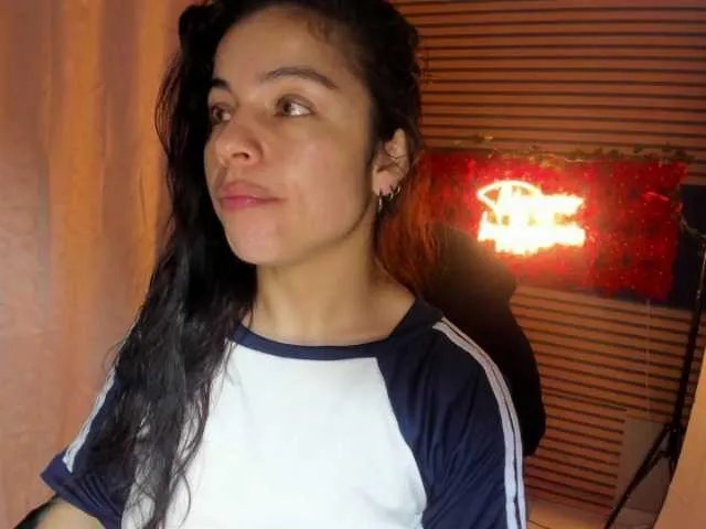 rosse2504 on BongaCams 