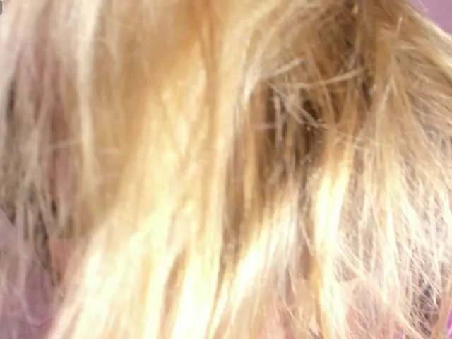 Offline RosseeDaw on BongaCams