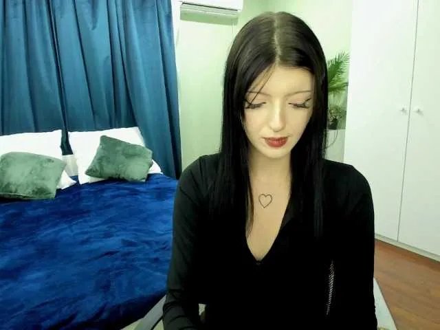 Offline RoxyHopper on BongaCams