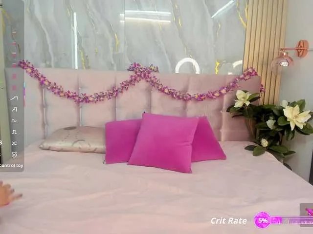 Offline salomehillss- on BongaCams