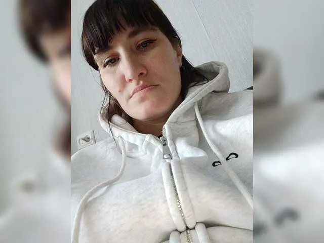 Offline SERTSEETKA on BongaCams