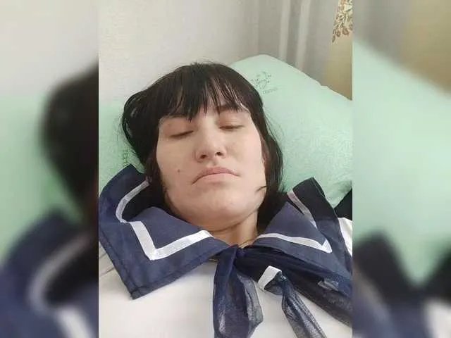 Offline SERTSEETKA on BongaCams