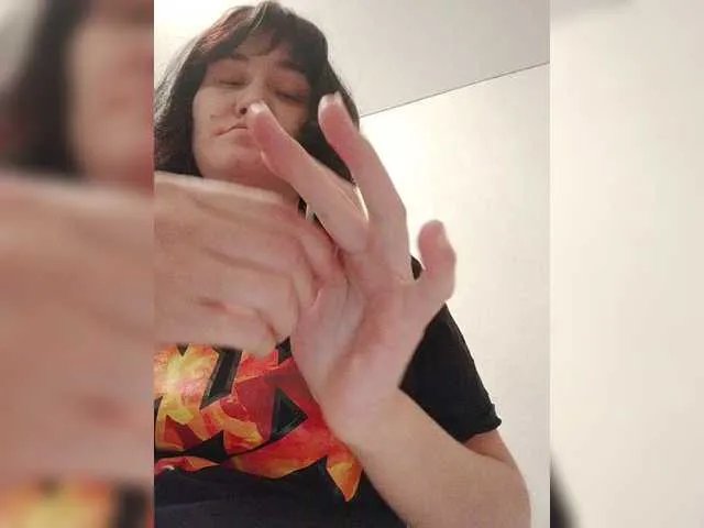 Offline SERTSEETKA on BongaCams