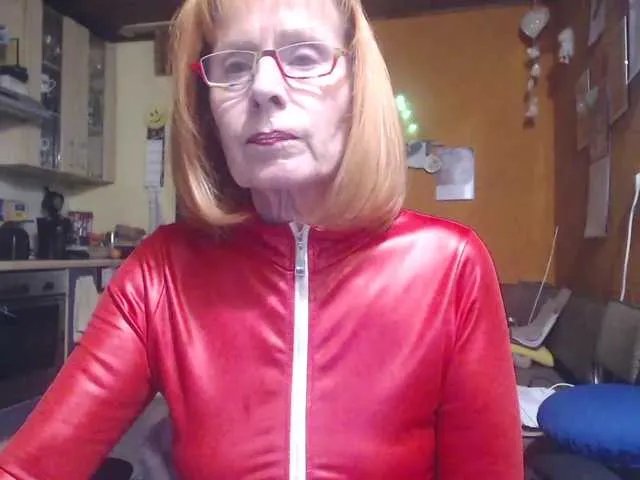 Offline Sexysilvie on BongaCams