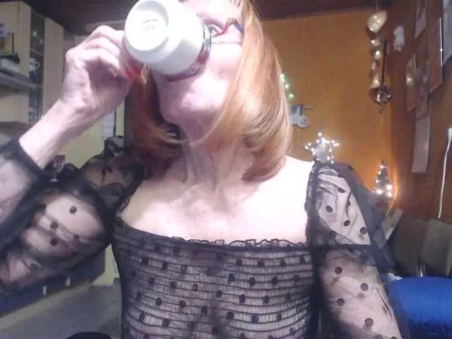 Offline Sexysilvie on BongaCams