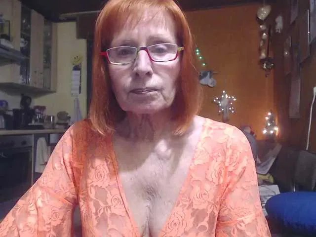 Offline Sexysilvie on BongaCams