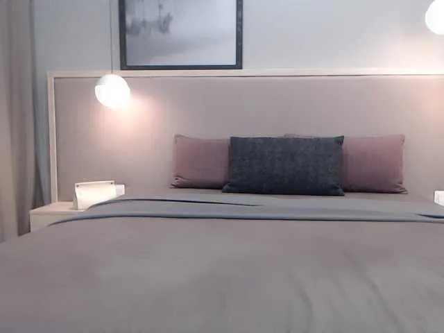 Offline Shy-SweetGirl on BongaCams