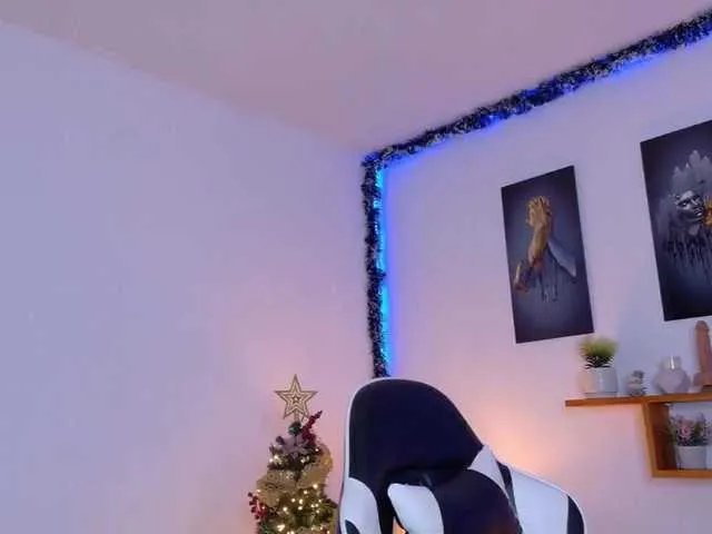 Offline sofia-arango1107 on BongaCams