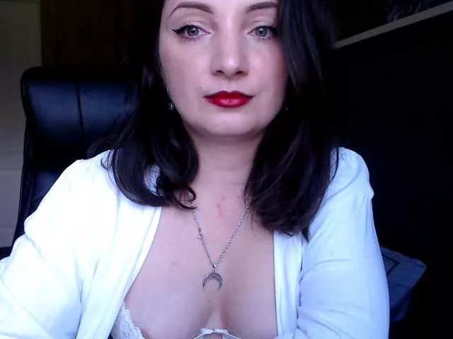 Freechat Succubus13 on BongaCams