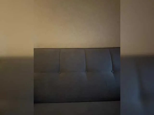 Offline SweetyW- on BongaCams