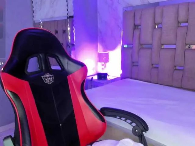 Offline ThanaHaluff on BongaCams