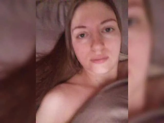 Offline Viktoria-play on BongaCams