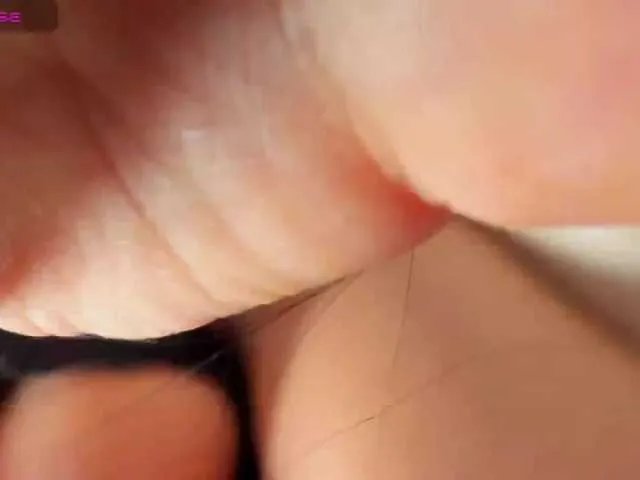 Offline Violetgirx on BongaCams