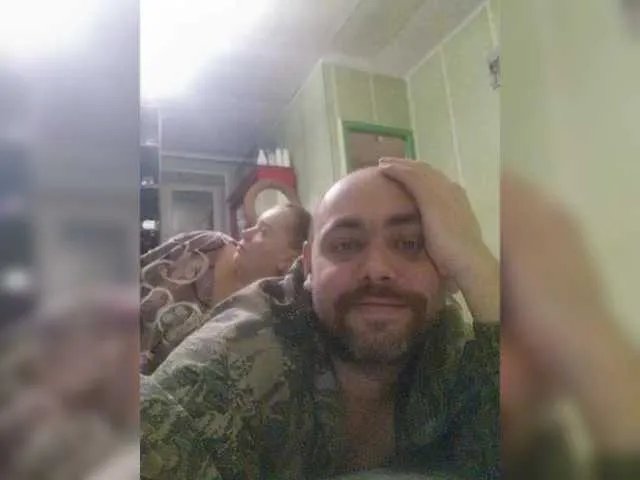 Offline Vitya2108 on BongaCams