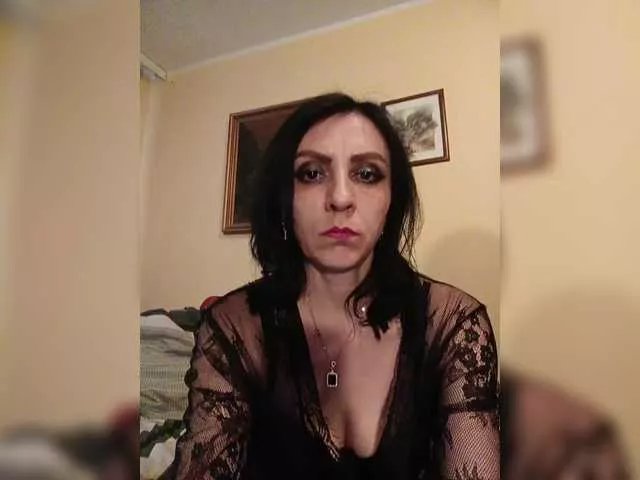 Offline WerewolfAlfa on BongaCams