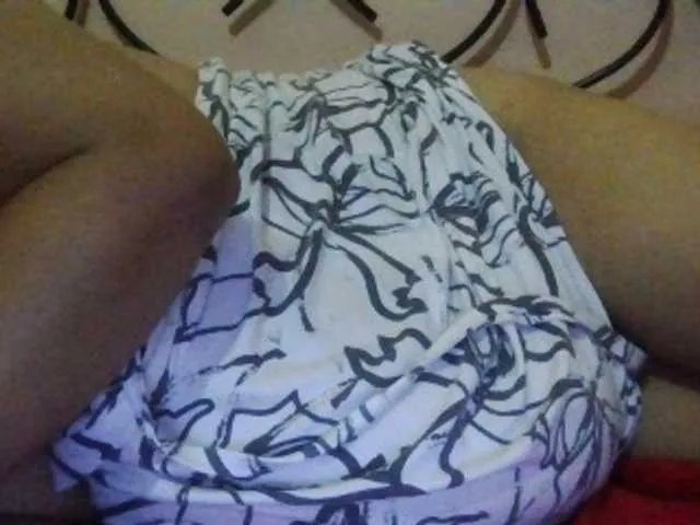 Offline xxwetmomm on BongaCams