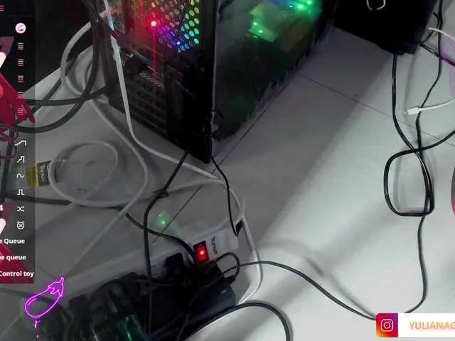 Offline Yuliana-Demon on BongaCams