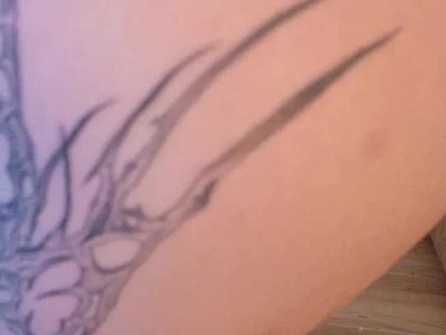 Offline Yuriko-May on BongaCams