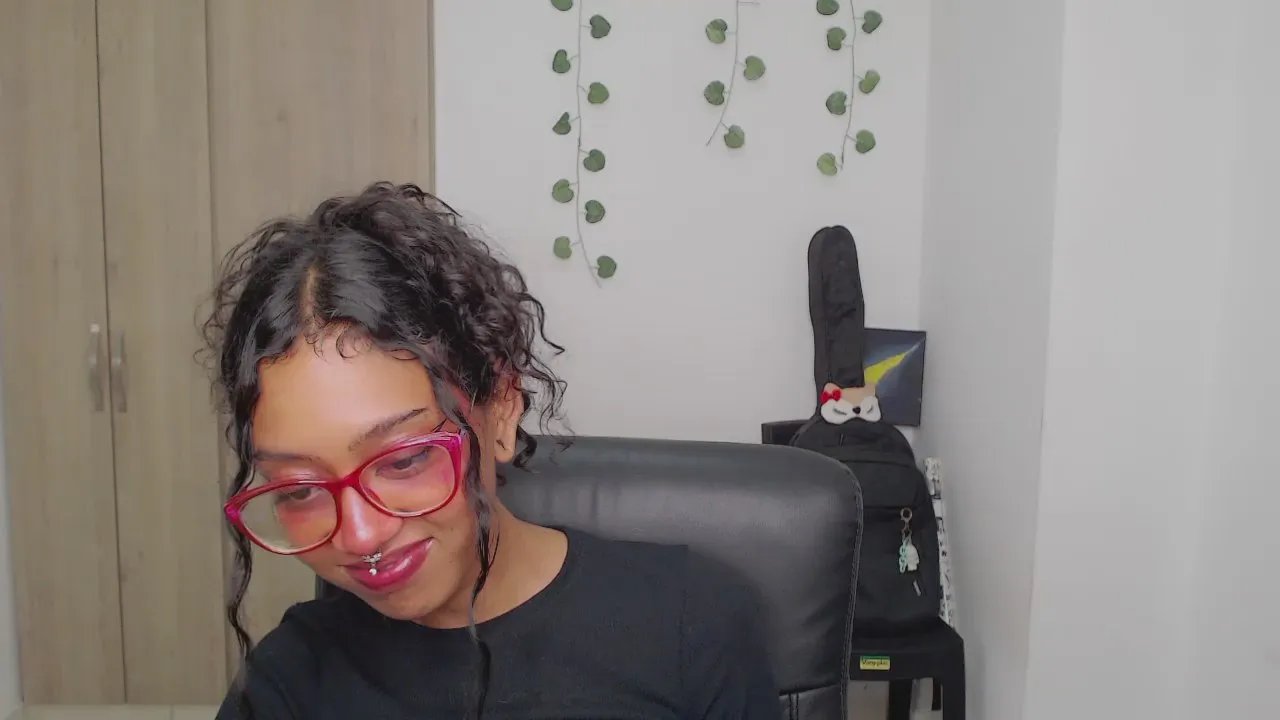 Offline _Hibrida_ on Cam4