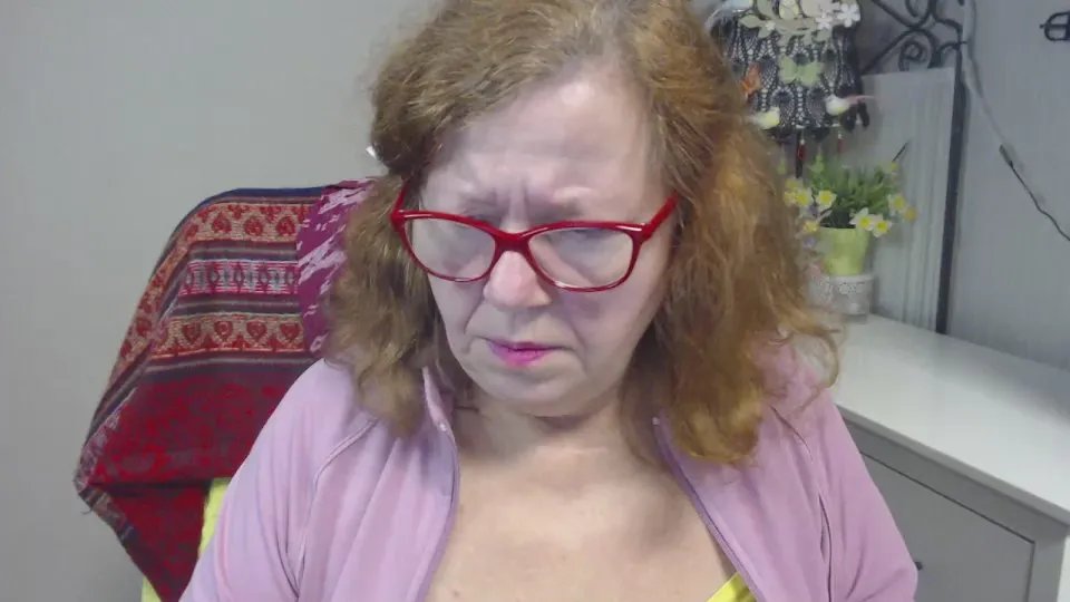 Offline adele69sexy on Cam4