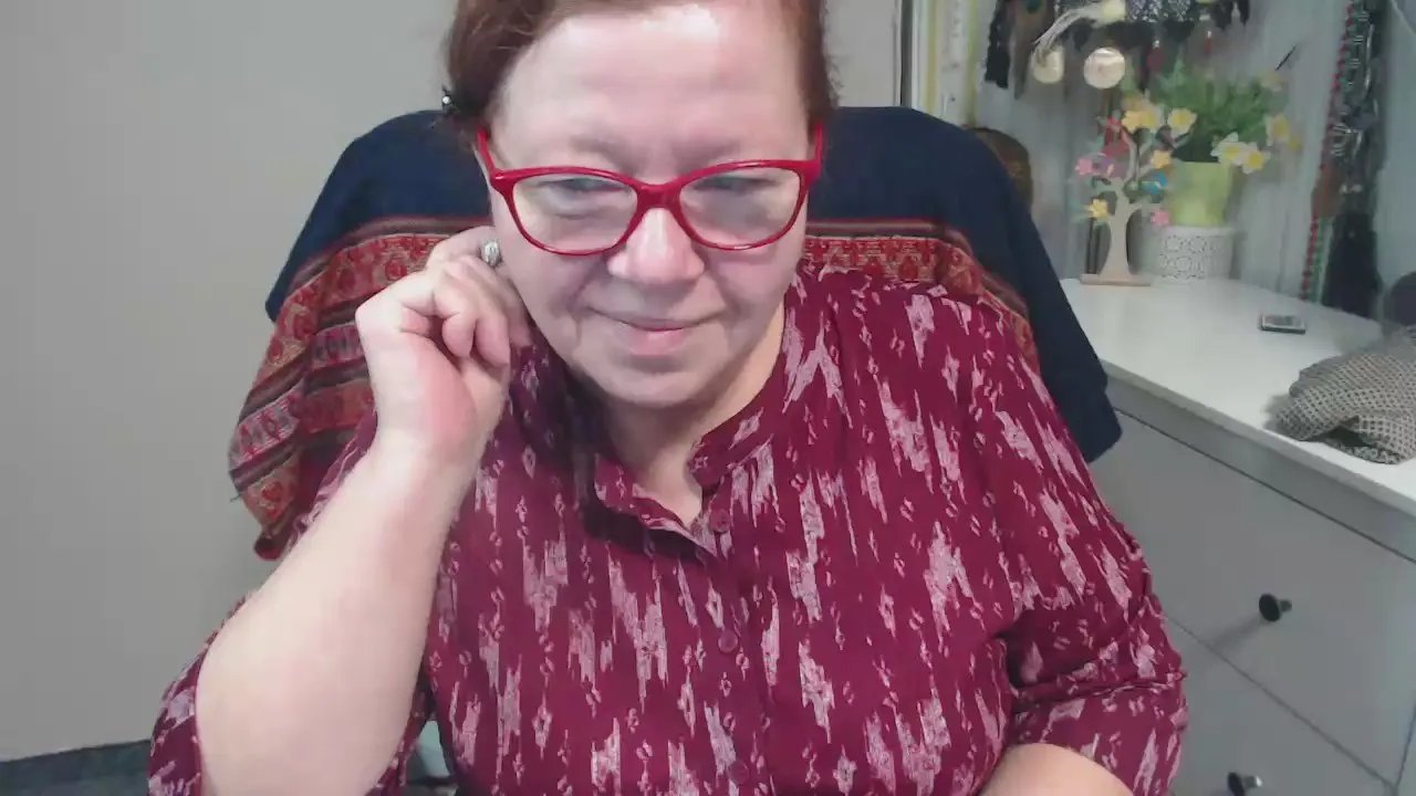 Offline adele69sexy on Cam4